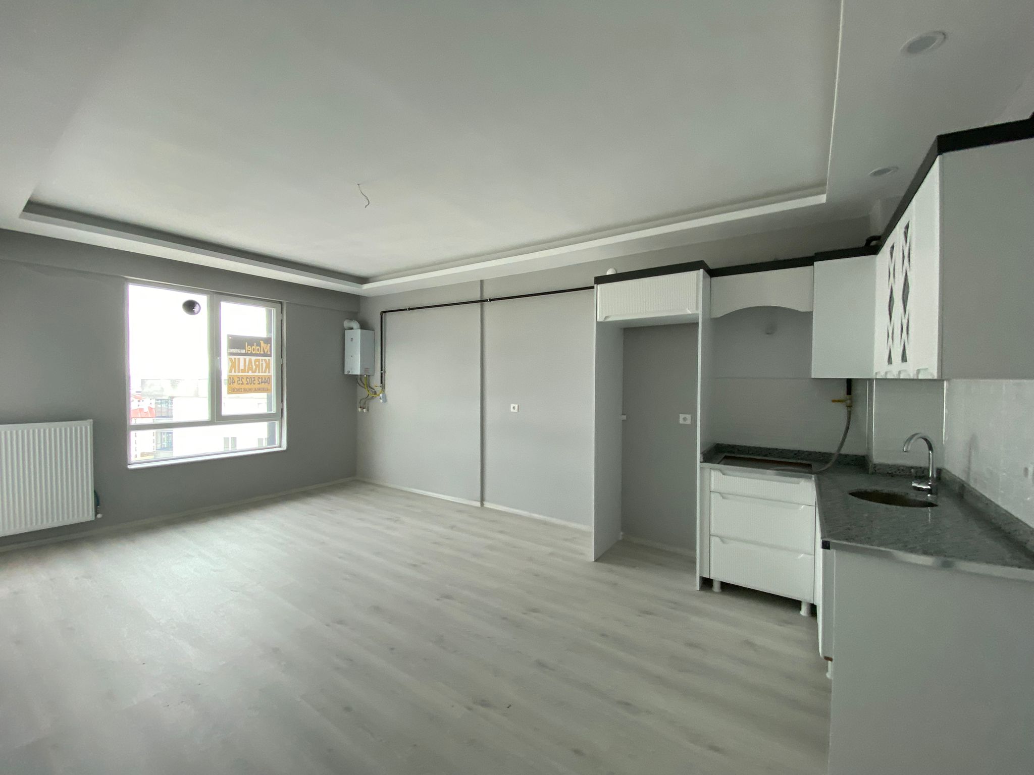 YILDIZKENT'TE NERGİS SİTESİ'NDE 1+1 DAİRE